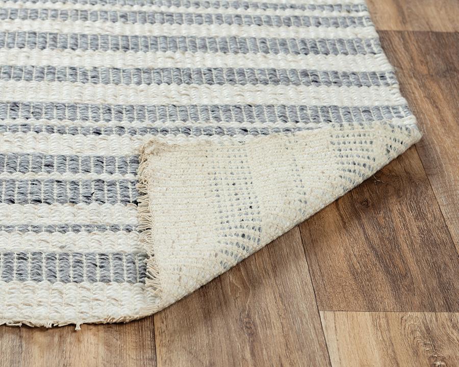 #Color_Ivory and Gray