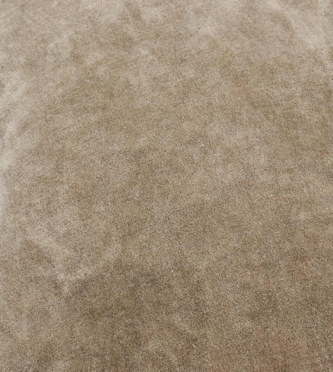 Heirloom Velvet Pillow, Wheat