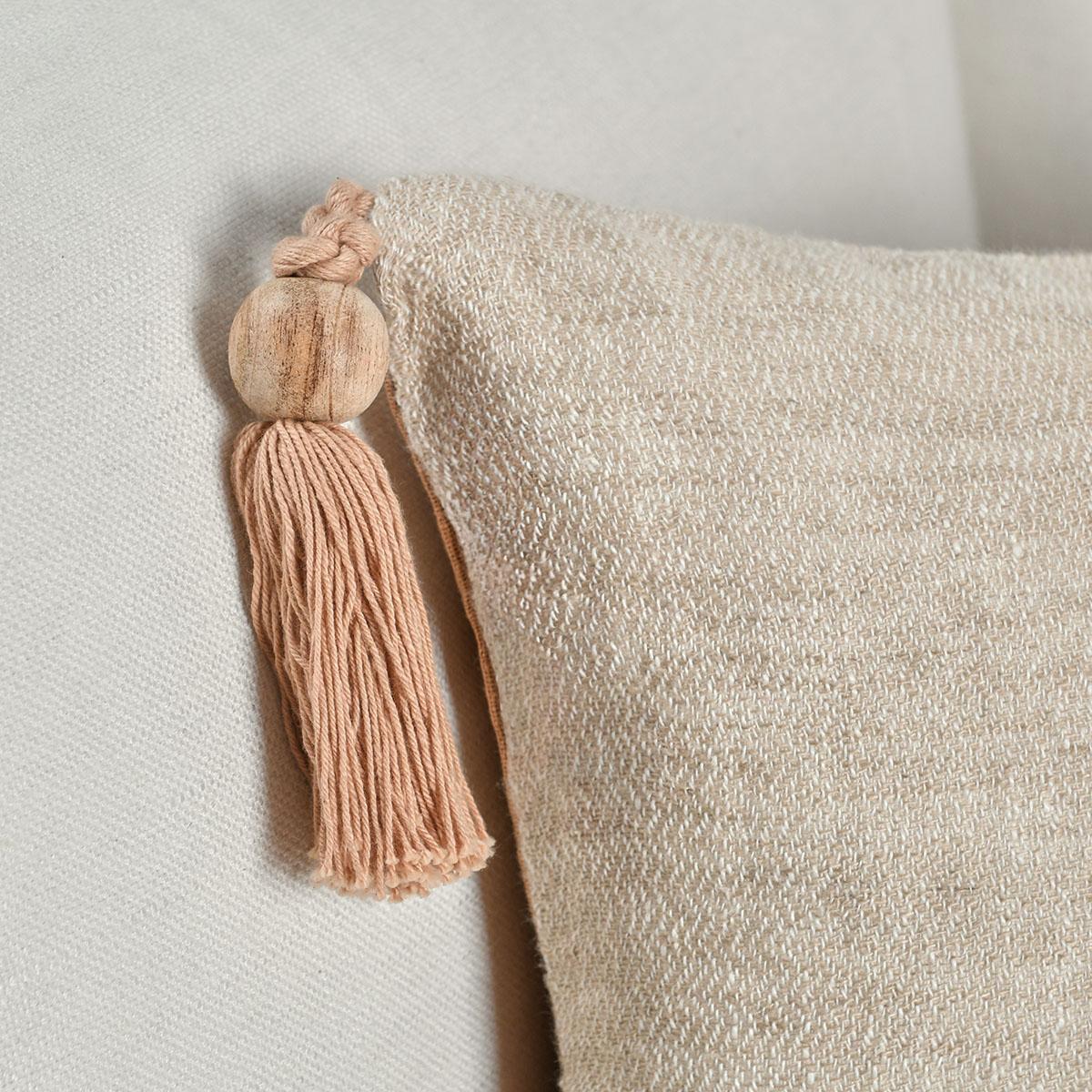 Sherry Pillow, Hazel