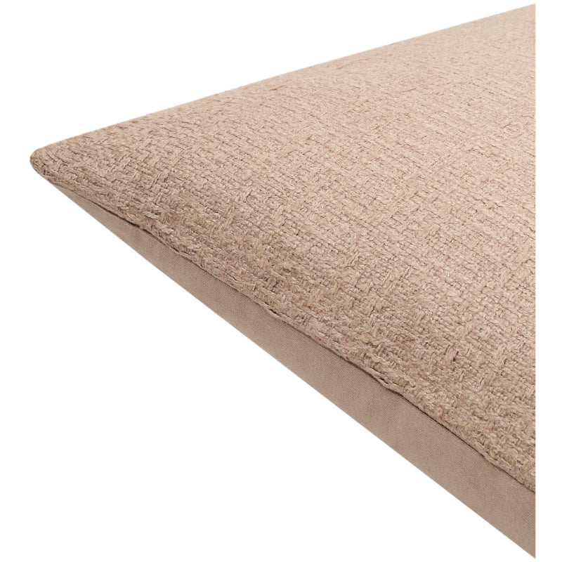 Bennett Pillow, Sand