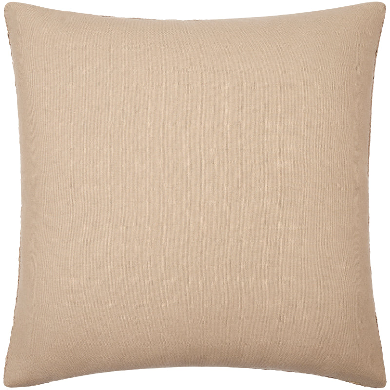 Bennett Pillow, Sand